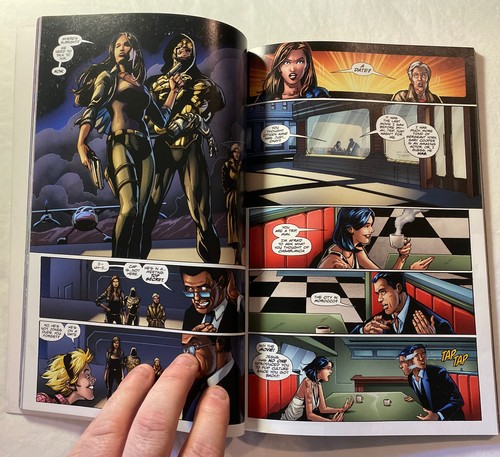 Captain Midnight Volume 5 Lost Time Print (2015)Graphic Comic Paperback Dark Ho - Picture 3 of 8