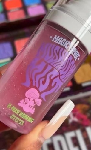 Jeffree Star Cosmetics Magic Star NIEBLA DE SETAS SUERO facial spray hidratante - Imagen 3 de 5