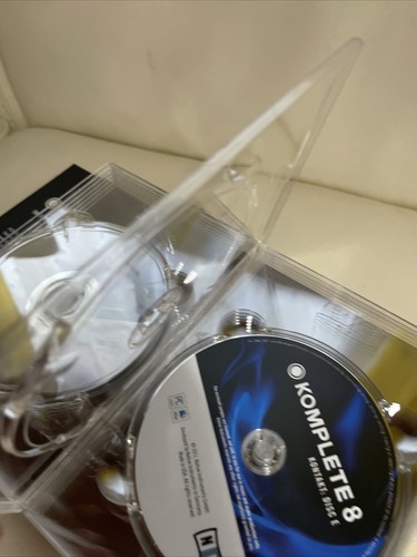 Komplete 8 Native Instruments & Effects Collection Discs PLS READ No Serial - Picture 6 of 6