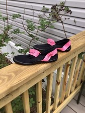 Balloons Pink  Black Water Shoes Size 6