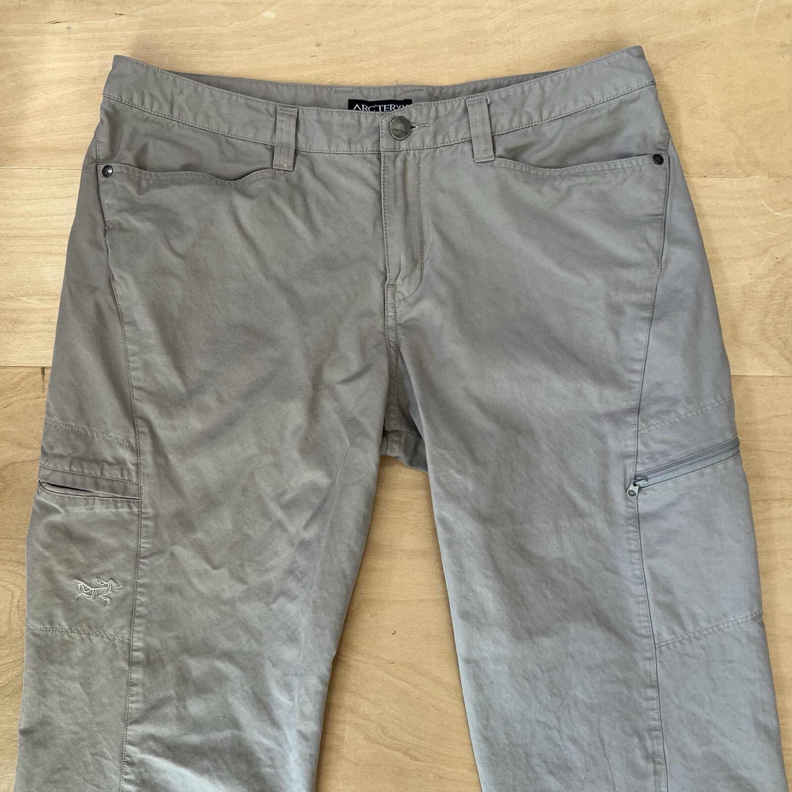 Arc'teryx Pantaloni Tagliati Donna 12 Cachi Outdoor Casual Athleisure Abbigliamento Sportivo