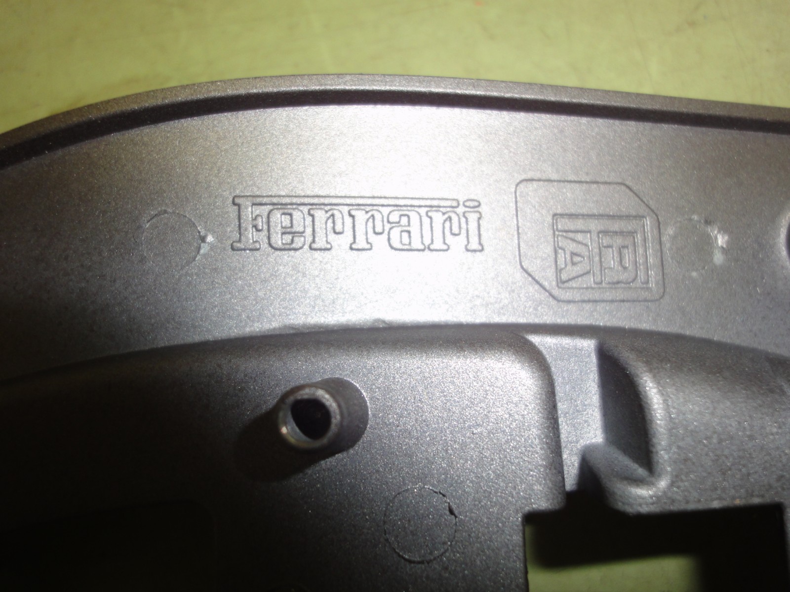 Ferrari 458 Italia OEM Interior Console Top LIKE NEW  MINT Condition Complete