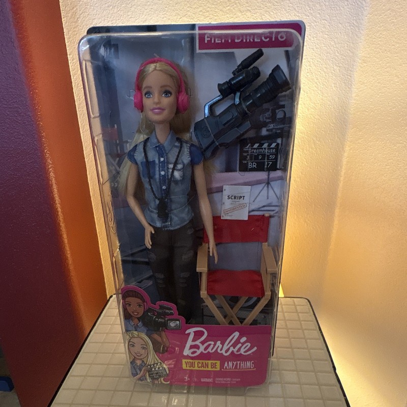 2019 Barbie You Can Be Anything Film Director 12in Doll w/ Chair & Camera FJB26