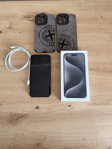 Apple iPhone 15 Pro Max Titan Schwarz, 128GB 88% Akku Kapazität  Zubehörpaket ￼