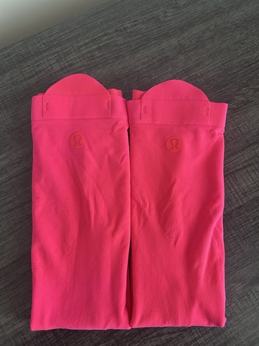 Lululemon Women’s Sense knit Run Ice Sleeves Size Small - Picture 8 of 8