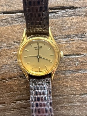 Vintage Seiko Gold Tone Women's Watch 2YOO-OA1O Part/Repairs