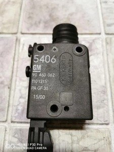 OPEL ASTRA G Hatchback F48, F08 Zentralverriegelungsmotor 90460062 18234909
