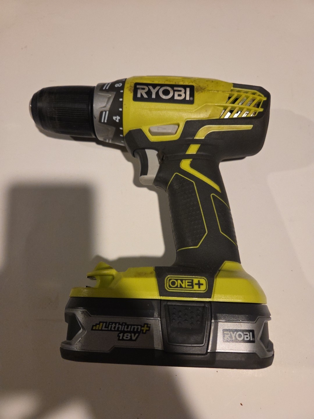RYOBI P208B 18V ONE PLUS +  Lithium-Ion 1/2" Drill/Driver 2 