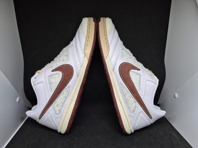 Nike Mens Soccer Gato White/Soft Pearl/Dark Smoke Grey/Dark Pony