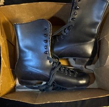 Vintage Japanese made Imperial Tempered Steel Blade Ice Skates. Men s 10-10.5