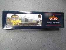 Bachmann 32-726K Class 66 Diesel 66540 Ruby Freightliner 40th Anniversary Ltd Ed
