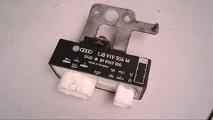 Steuergerät Kühlerlüfter Lüfter Kühler 1J0919506M VW Polo 1.2 Bj 2010 6R 2447569