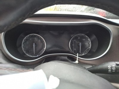 Used Speedometer Gauge fits: 2018 Chrysler Pacifica gasoline MPH 7.0`` screen Gr