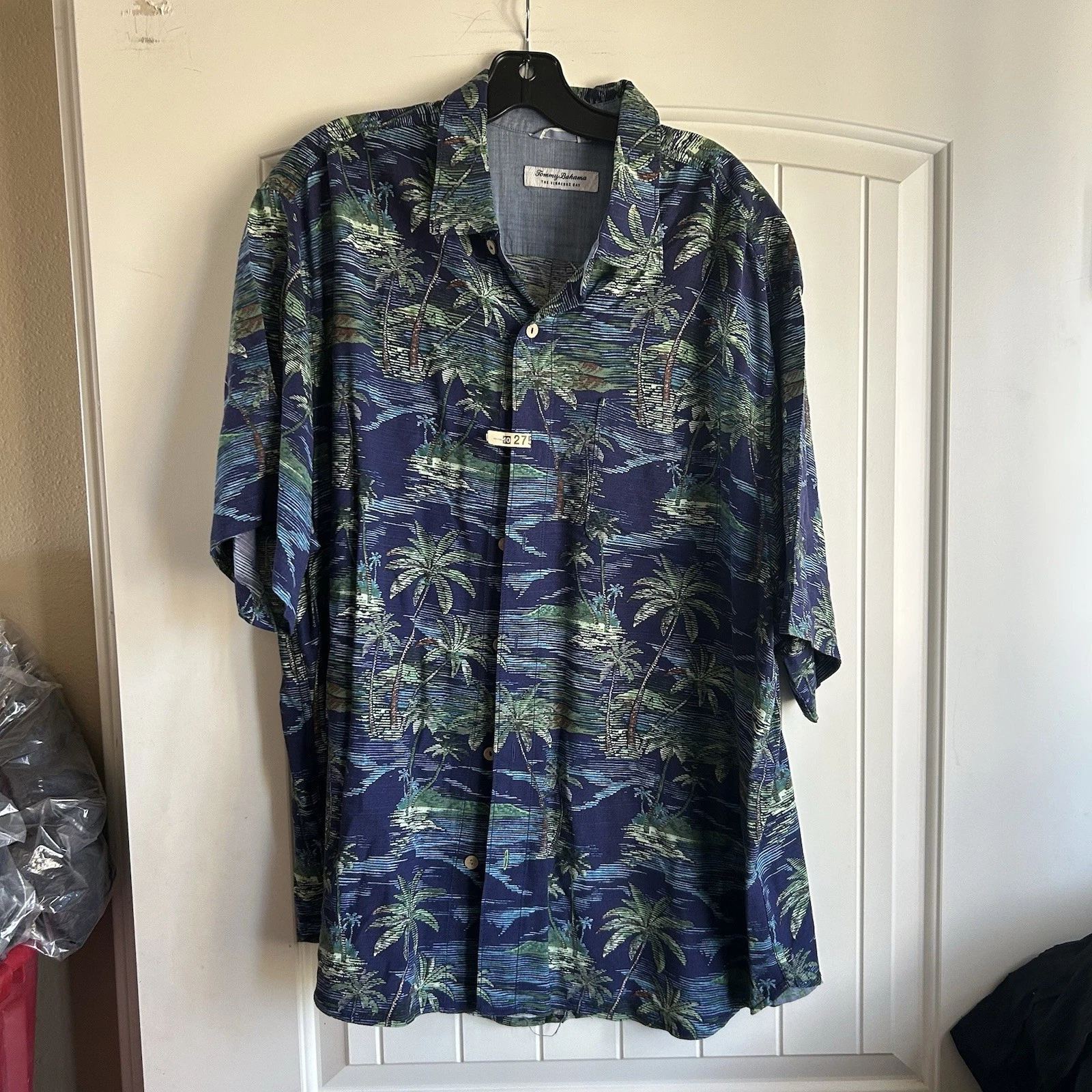 Tommy Bahama Size 1XLB Men’s VERACRUZ Graphics Button Shirt Floral Palm Trees