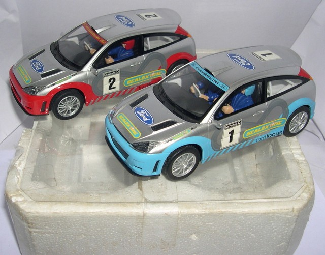 scalextric ford focus