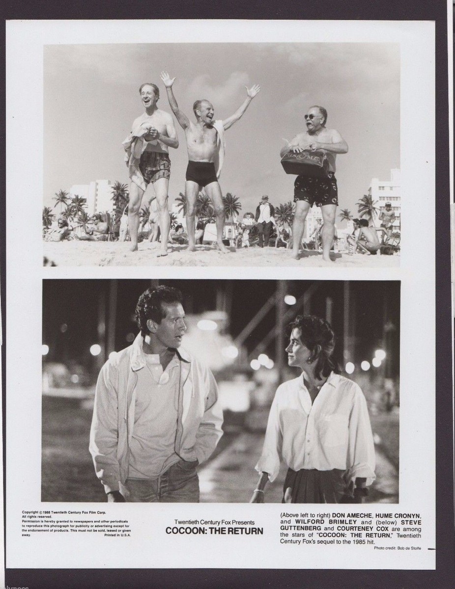 COCOON THE RETURN / ORIGINAL 1988 MOVIE STUDIO B&W PHOTO
