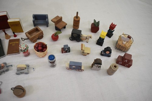 HUGE Lot Of Vintage Doll House Furniture/Accessories/Figures-Wood Handmade - Bild 3 von 14