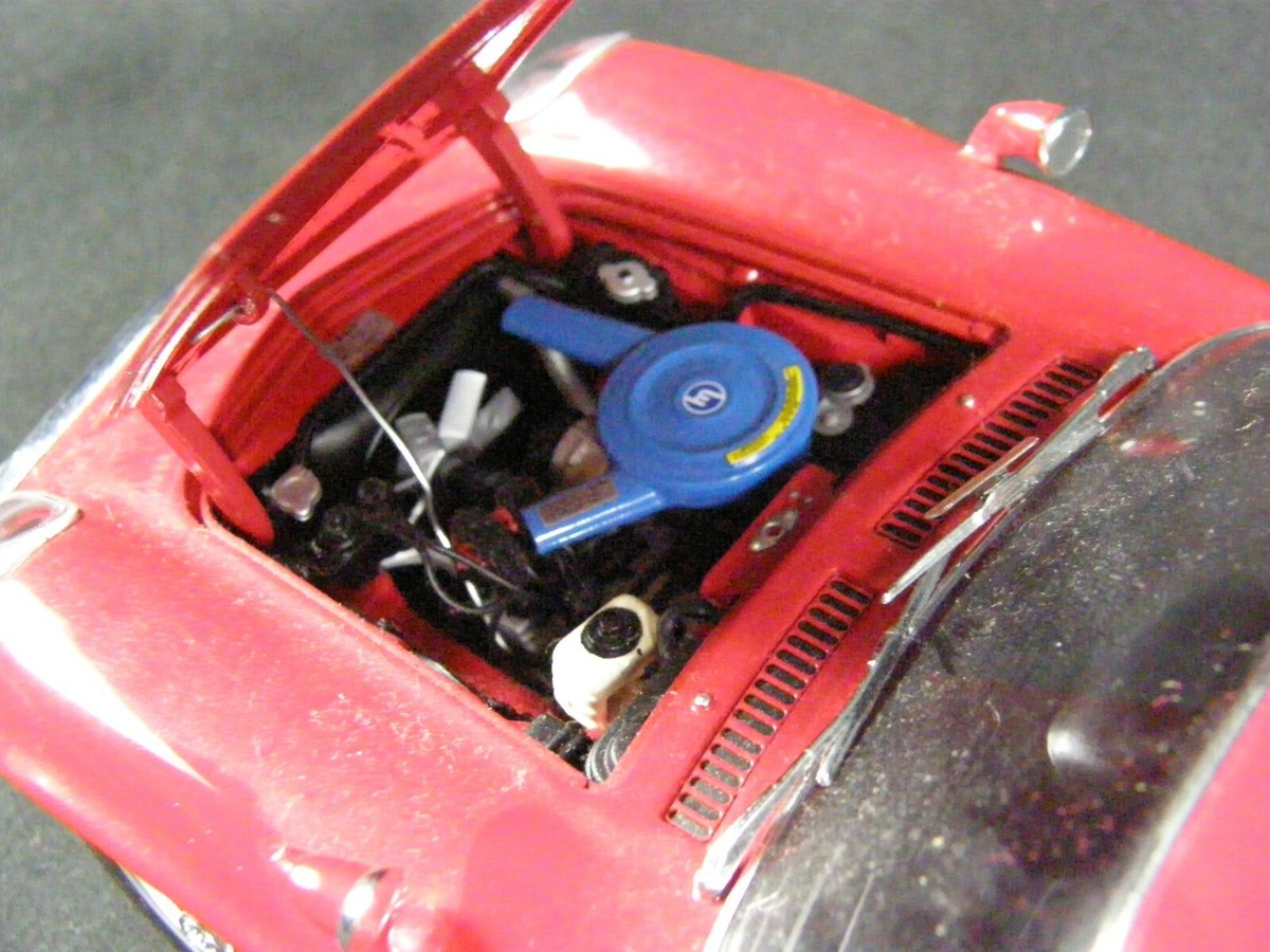 Autoart 1:18 Mazda Cosmo Sport Red #75932 by Raceface-modelcars | eBay