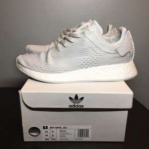 nmd r2 wings and horns