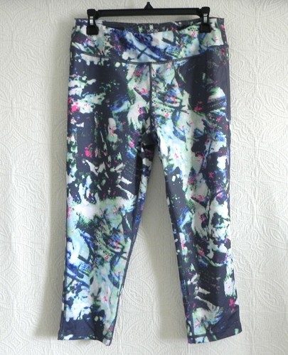 Vogo Athletica Crop/Capri Leggings 