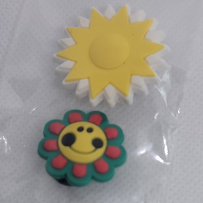 NEW Croc Charms Assorted Flower themed 2 piece set, USA Seller