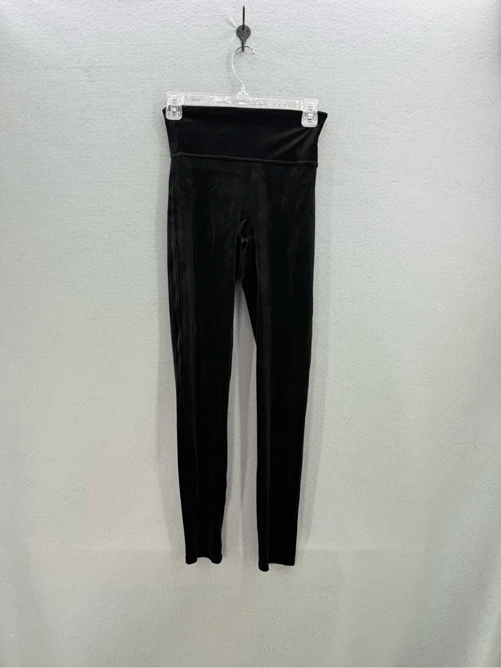 Leggings de terciopelo Spanx negros de tiro alto moldeadores elásticos talla pequeña para mujer Foto 3 de 4