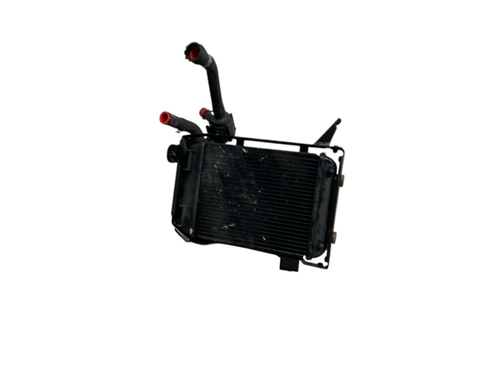 2015 BENTLEY CONTINENTAL 4.0L LEFT AUXILIARY RAD & FRONT DIFFERENTIAL OIL COOLER