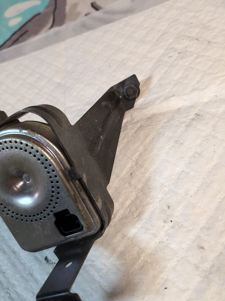 Sirena de alarma FOCUS AV6N-19G229-AD Mk3 2013 (2013-2016) sirena de alarma FORD Foto 3 de 3