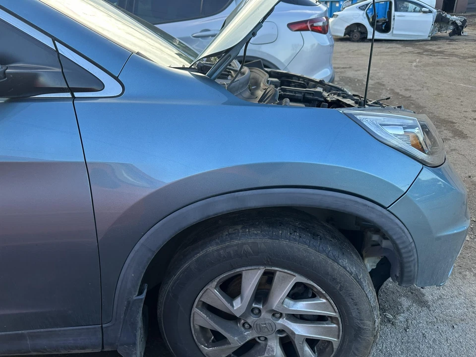 Guardabarros derecho HONDA CRV 12 13 14 15 16 Foto 2 de 4