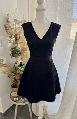 Kleid schwarz gemustert Jacquard Skater Größe XS