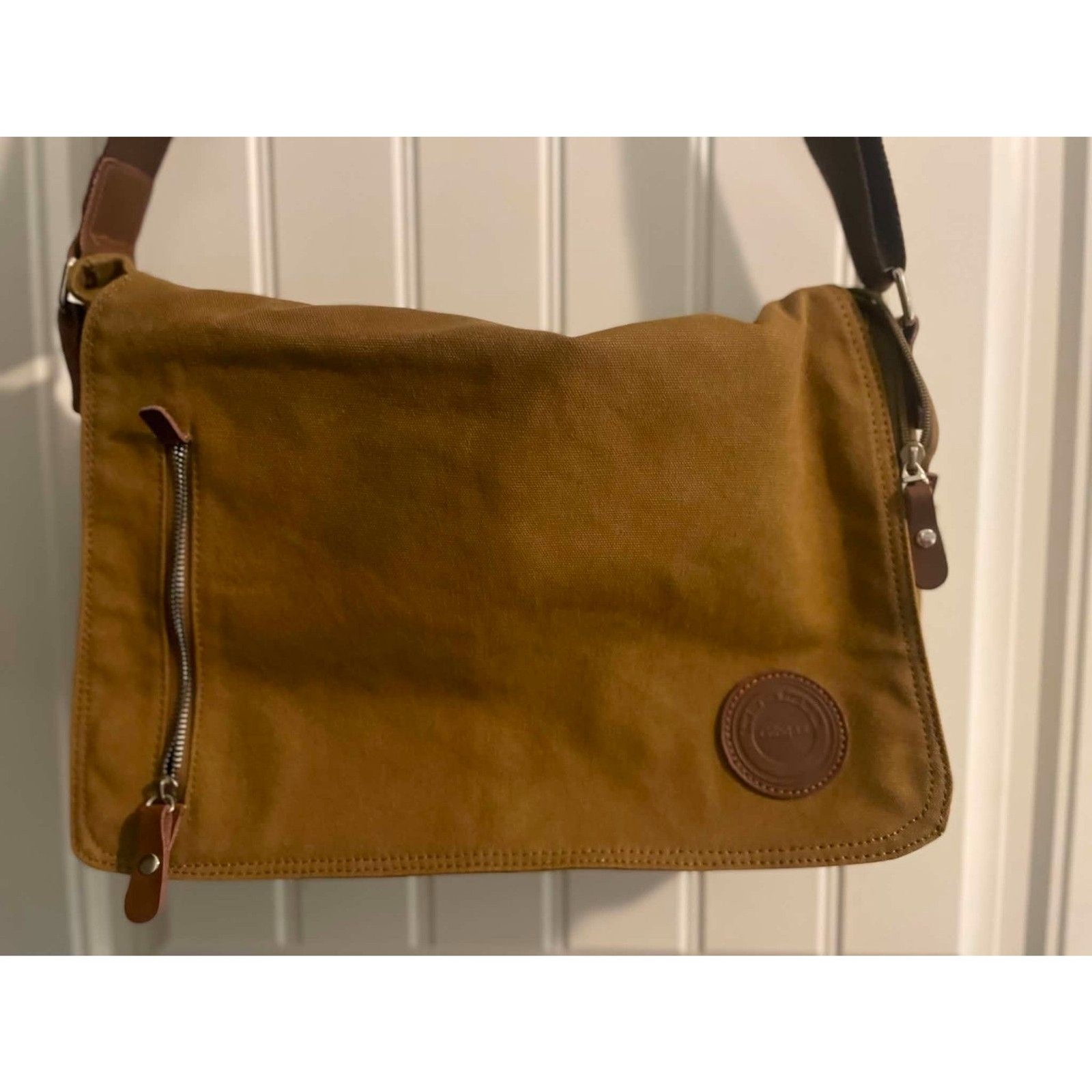 Brown Tan Messenger Bag Shoulder Strap, Buckle Zip, Adjustable Crossbody