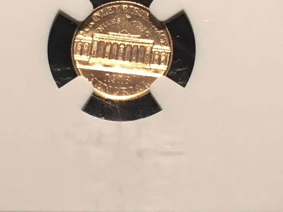 1916 mckinley gold dollar NGC unc. details cleaned????? Holder Scratches Nice! - Image 3 of 4