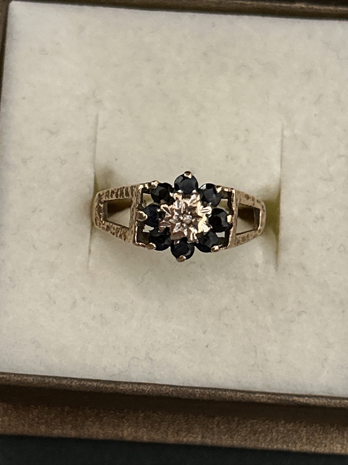 9ct Gold Diamond And Sapphire Vintage Ring eBay