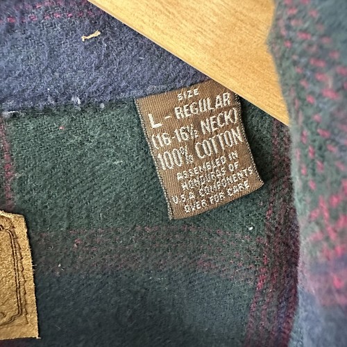 St. John’s Bay men’s Size Large Vintage Green Blue Plaid Flannel Button Shirt - Picture 3 of 6