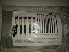 16 Piece Make Up Brush Set 4D 