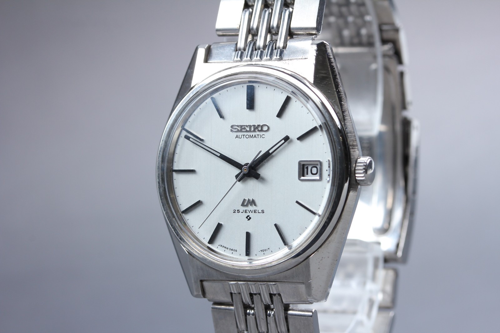 Vintage 1979 [N MINT] SEIKO LORD MATIC 5606-7020 Automatic 37mm Mens Watch JAPAN