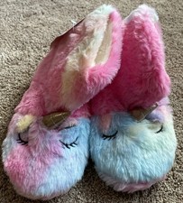 NWT Girl s Colorful Rainbow UNICORN Slip-on Slipper Boot. Size 13