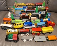 Lot Of 50 Thomas The Train  Friends Compatible Wood Wooden Cars People Signs