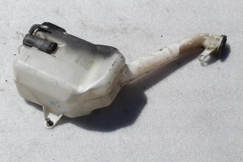 00 2001 2002 2003 2004 2005 TOYOTA MR2 SPYDER PARABRISAS LAVADORA DEPÓSITO DE LÍQUIDO Foto 3 de 4