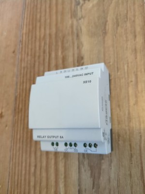 Crouzet XE10 SPS-Steuerung | 100-240VAC Eingang | 5A Relaisausgang | Automatisierung 
