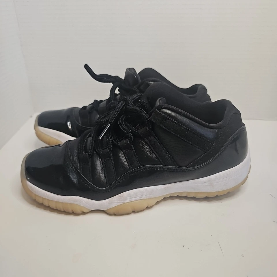 Jordan 11 Retro Low GS 72-10 V3 52889-001 Size 7 Youth And Men's - Image 3 of 4
