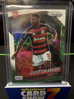 2025-26 Panini PRIZM FIFA Choice - Evertton Araujo RC White Green Scope #53 SP