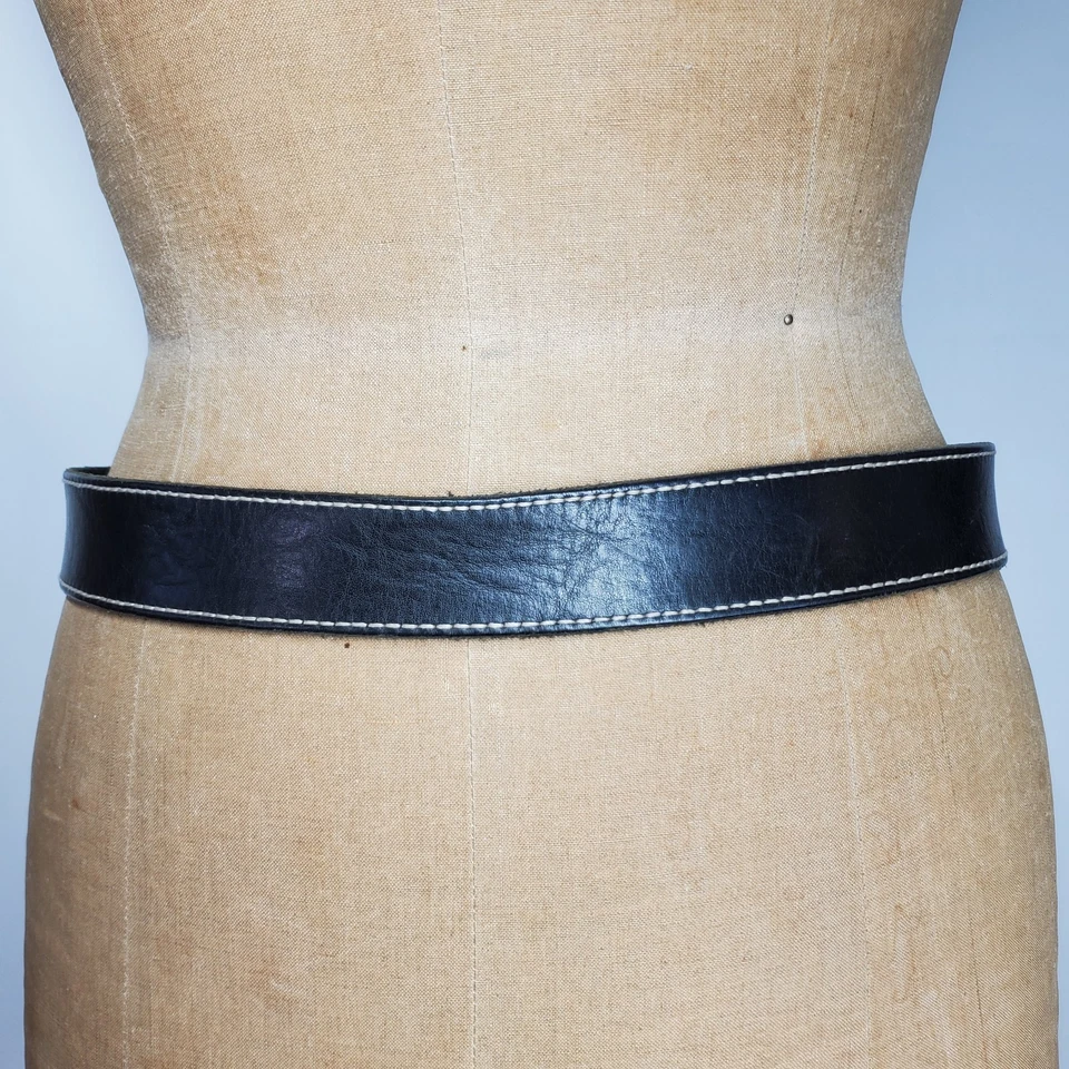 Mossimo 30-34" Belt Vintage Black Leather Steel Aged Buckle Topstitched Italy - Image 3 of 4