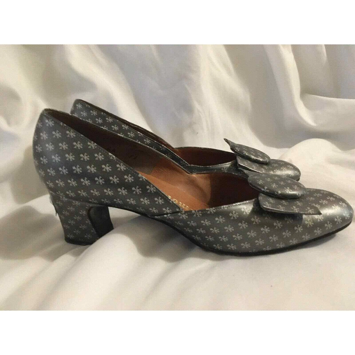 Grey bow best sale heels