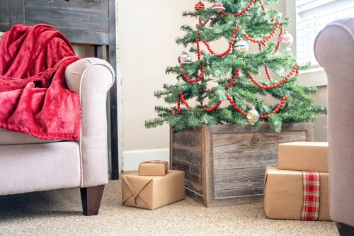 BarnwoodUSA Rustic Farmhouse Decorative Christmas Tree Box Collar - Picture 8 of 26