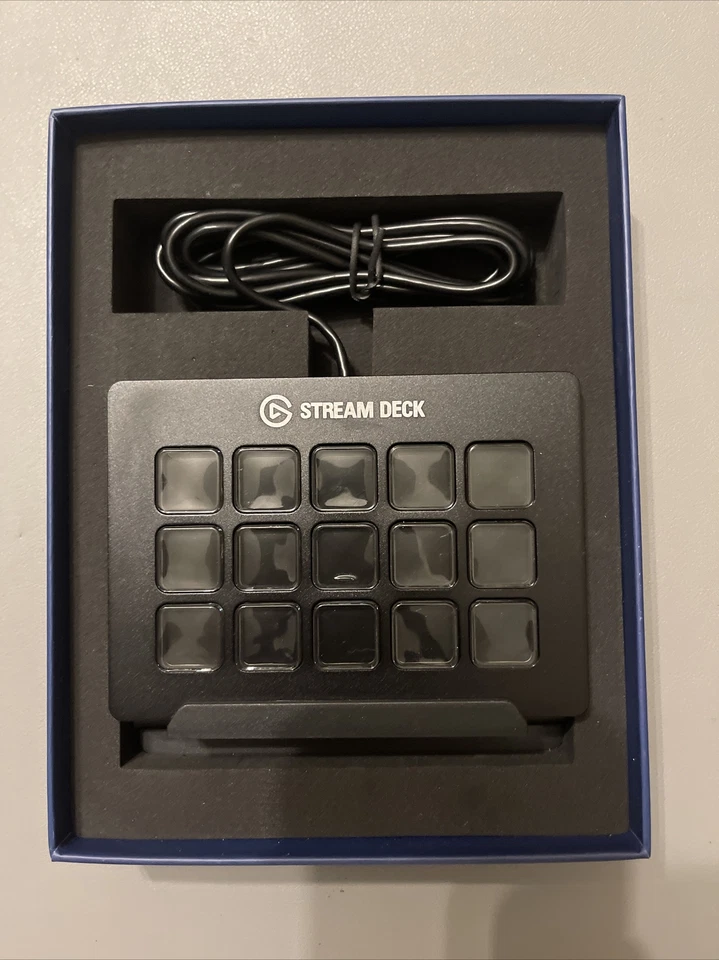 Elgato Stream Deck (10GAA9901) Wired 15-Key LCD Programmable Keyboard USB NOB - Image 2 of 2