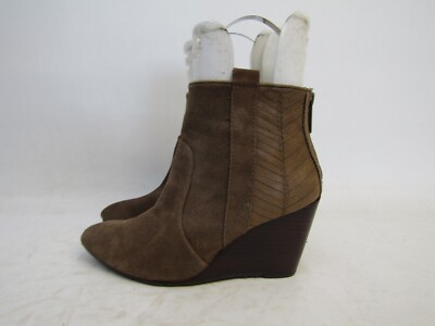Dolce Vita Womens Size M Brown Suede Wedge Ankle Fashion Boots Bootie 