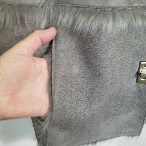 Women's Lisa International Gray Silver Faux Suede/Fur Lined Vest Washable Sz S - Picture 7 of 9