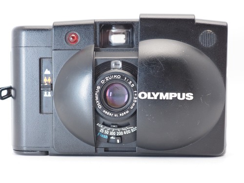 Appareil photo argentique 35 mm noir Olympus XA2 neuf scellé lumineux réservé JAPON #vendredi noir - Photo 3/23