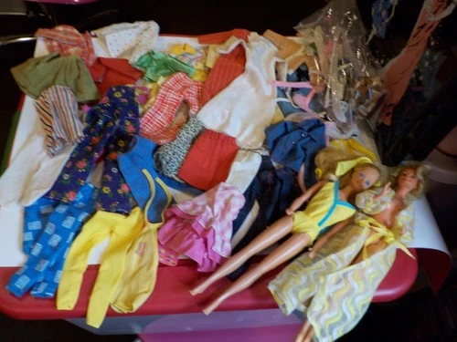 Barbie Doll Case Enchanted Evening 1962 w Pretty Changes Barbie ,Clothes Lot31